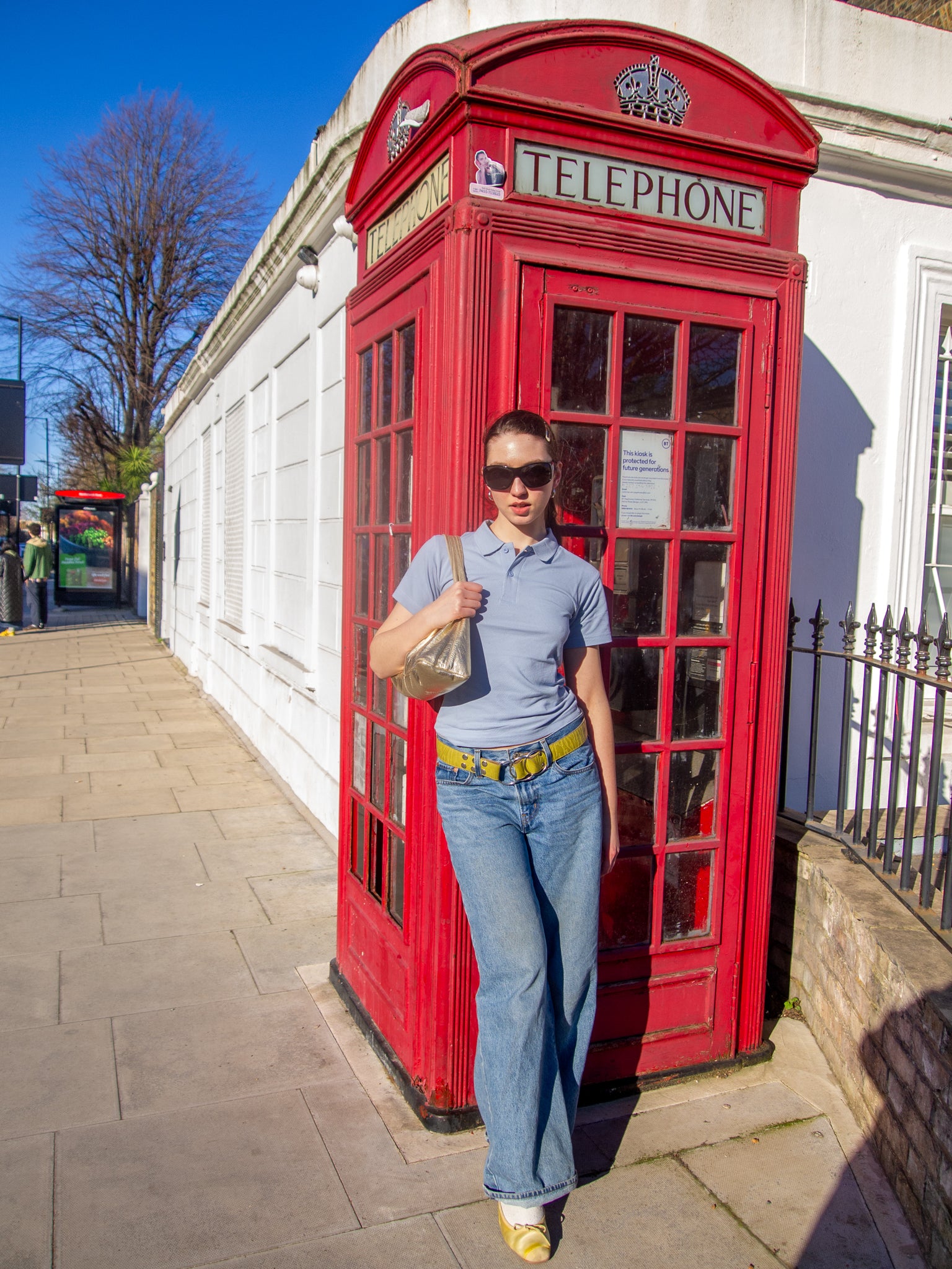 Sabina is 170 cm tall and wears size XS. | light blue