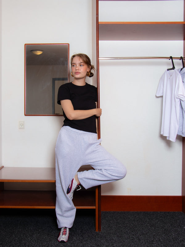 Mathilde is 167 cm tall and wears size S. | black