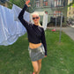 Celina is 179 cm tall and wears size L. | black