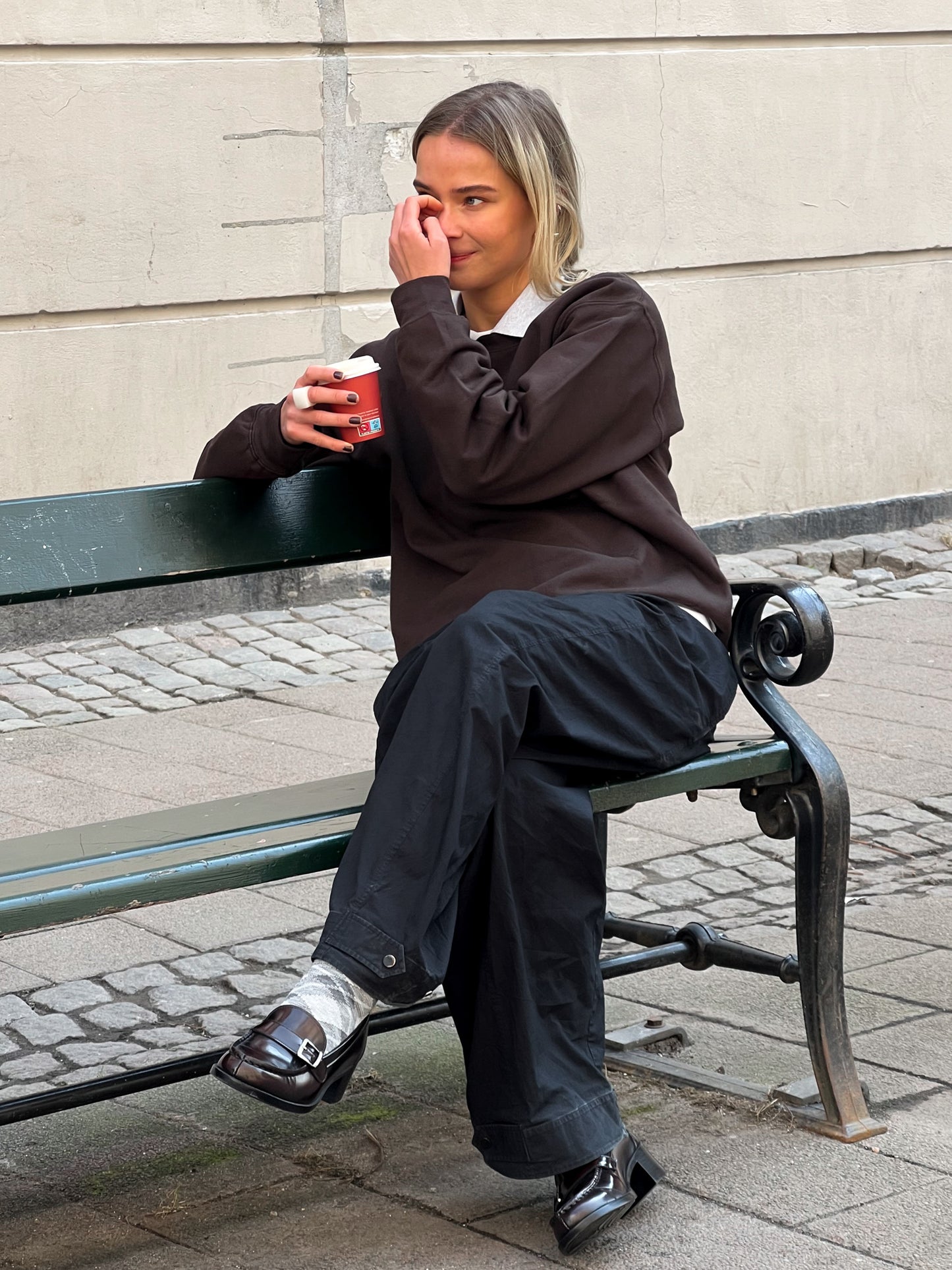 Safina is 165 cm tall and wears size M. | dark brown